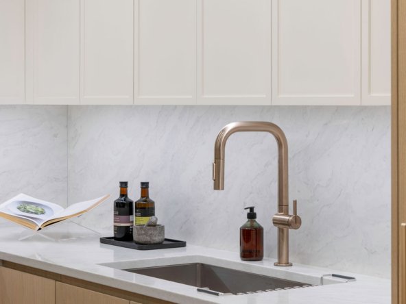 RHODES_Kitchen-faucet-detail-Vertical