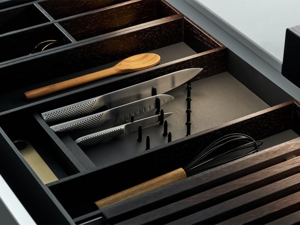 TESORO Kitchen_Detail_KnifeBlock-1