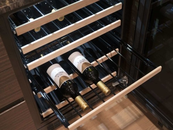 parkresidencesII_winefridge-1536x1022