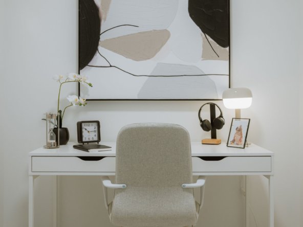 LUPINE-2 Bed _ Den