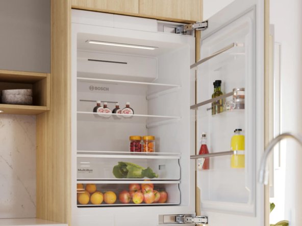 astrid_fridge